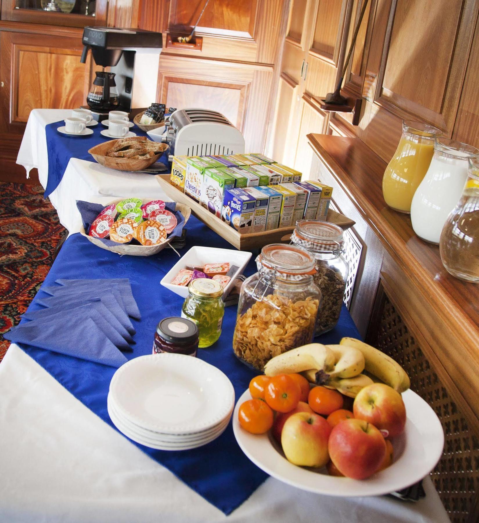 Somerfield Lodge Суонси Экстерьер фото
