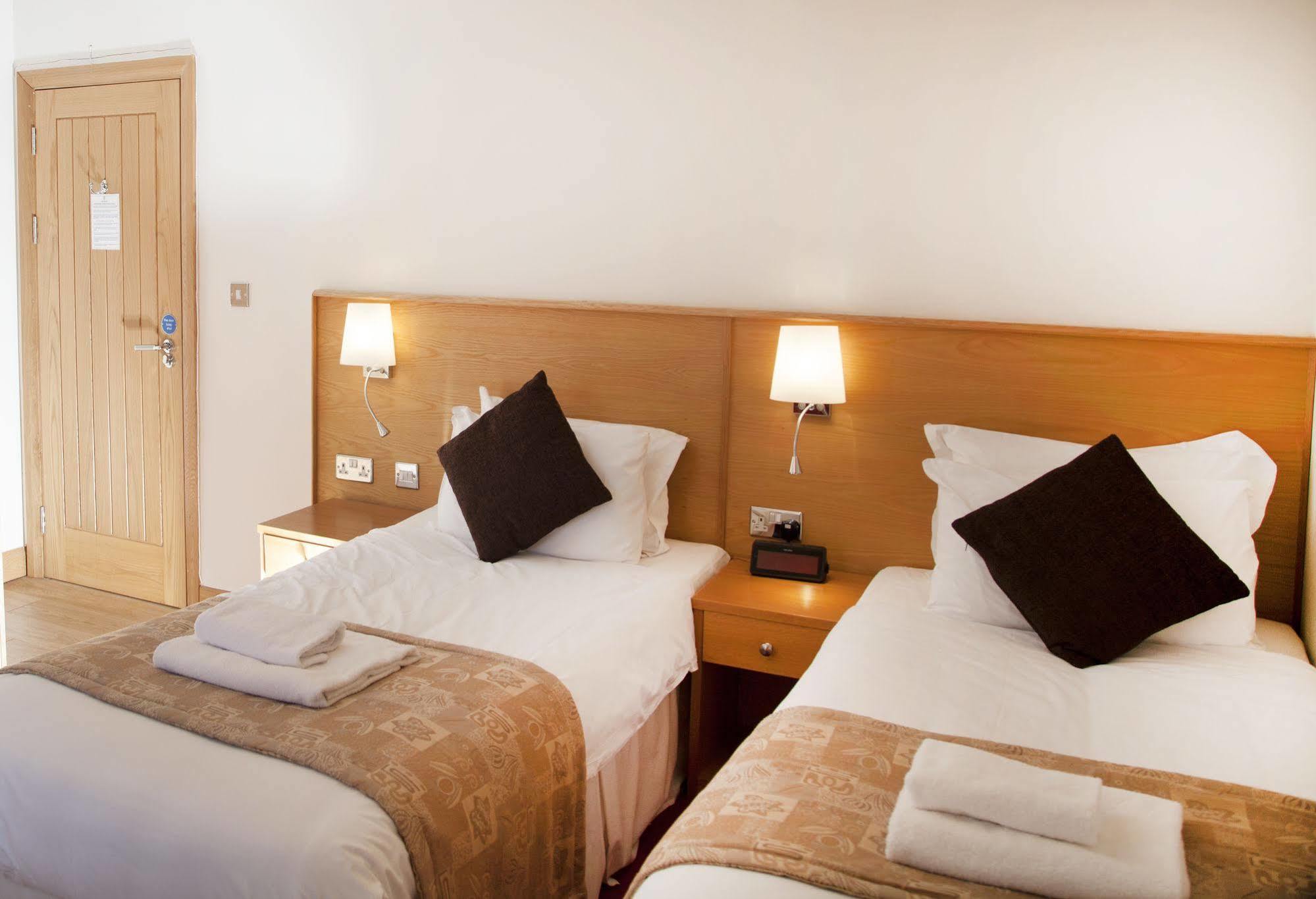 Somerfield Lodge Суонси Экстерьер фото