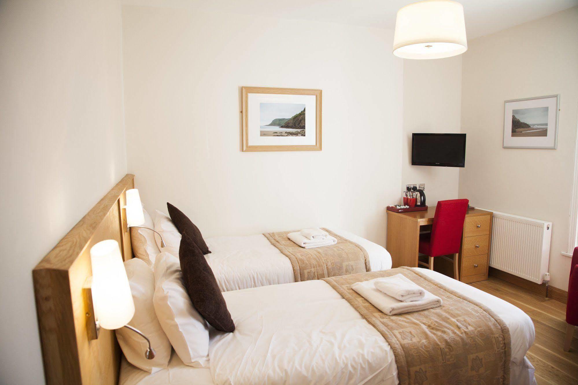 Somerfield Lodge Суонси Экстерьер фото